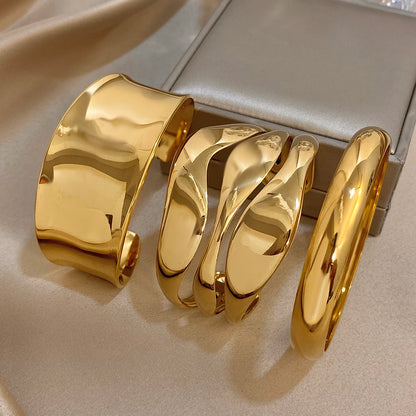 Bracelet manchette design moderne